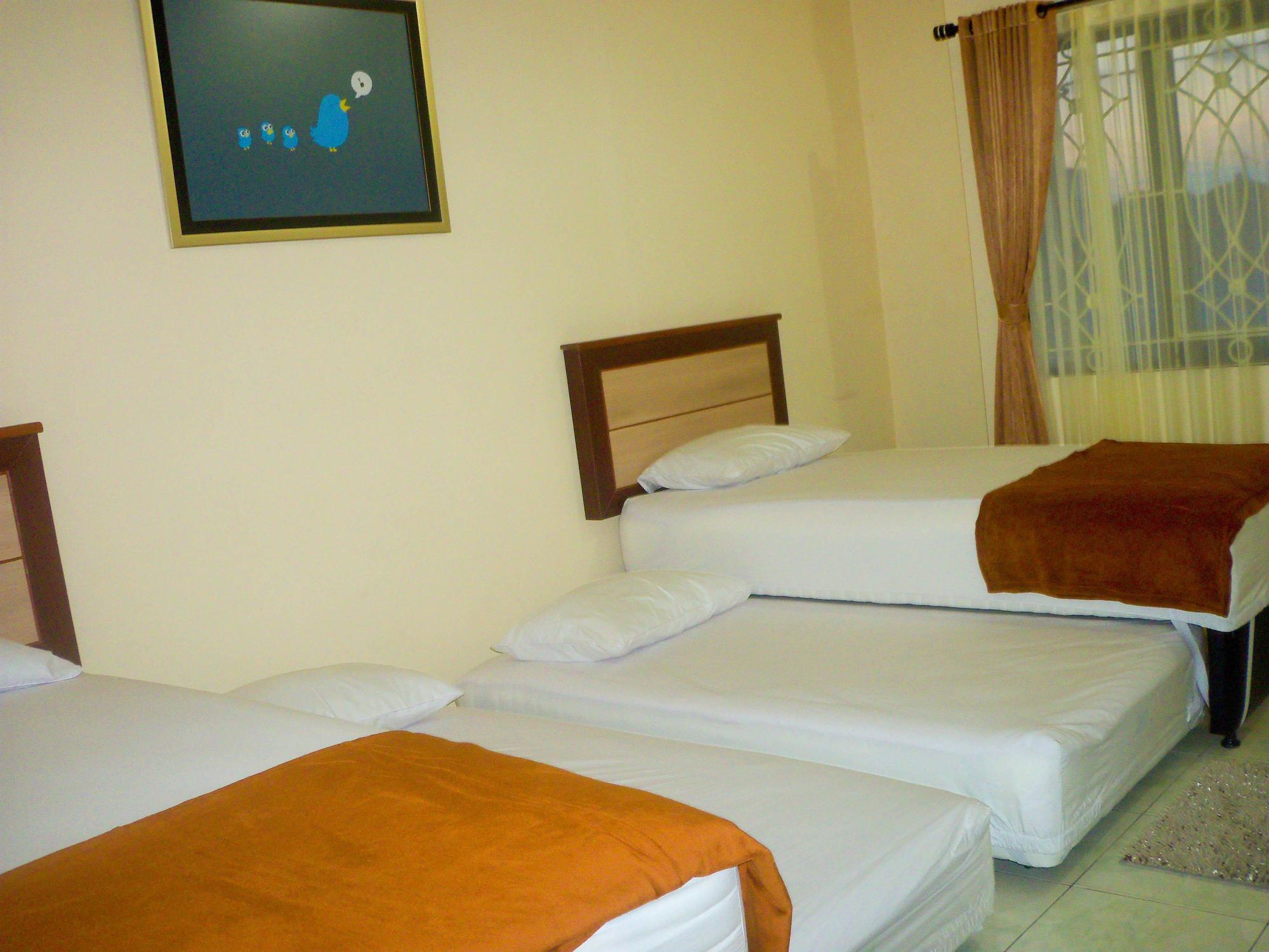 Cabin Hotel Sutomo Yogyakarta Exterior foto